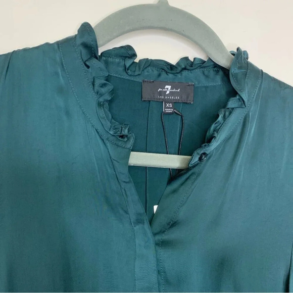 7 For All Mankind Green Satiny Cold Shoulder Ruffle Button Front Blouse Size XS - Picture 4 of 12